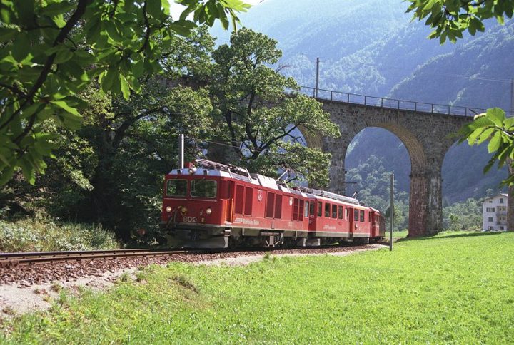 RhB9008-N009.jpg