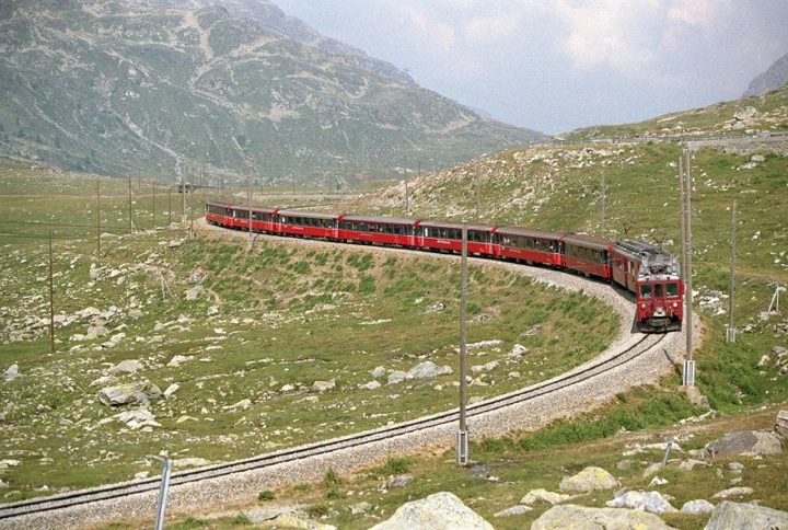 RhB9008-N090.jpg