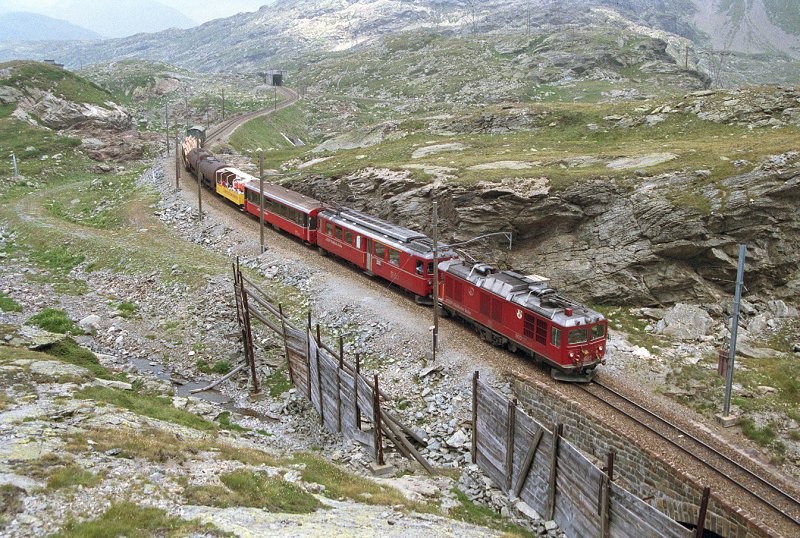RhB9008-N110.jpg