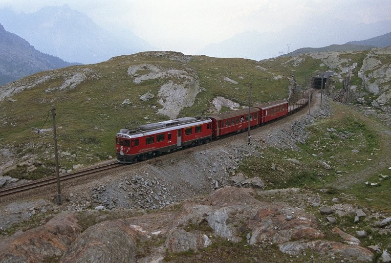 RhB9008-N113.jpg